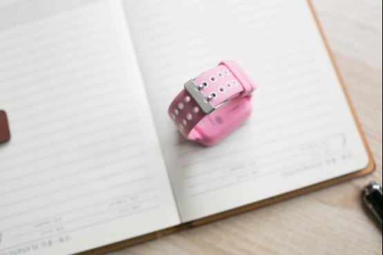 #小手表 守护大安全#不仅是一款智能通话手表，还是一份关爱与守护——优学派uw5