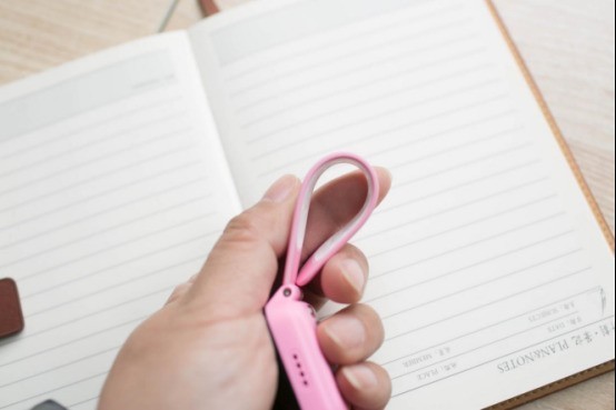 #小手表 守护大安全#不仅是一款智能通话手表，还是一份关爱与守护——优学派uw5