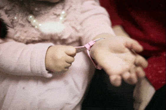 #小手表 守护大安全#不仅是一款智能通话手表，还是一份关爱与守护——优学派uw5