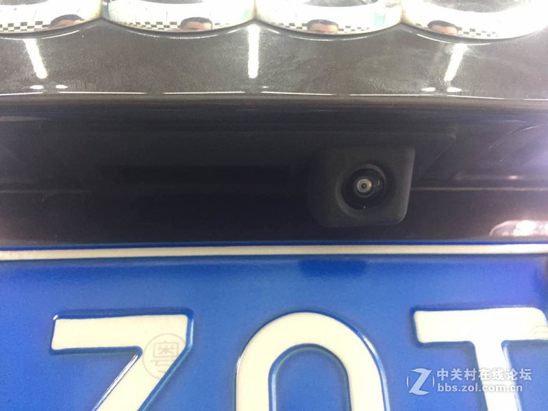 这下安心多了，我的车子已经安装了超清的360°全景行车记录仪