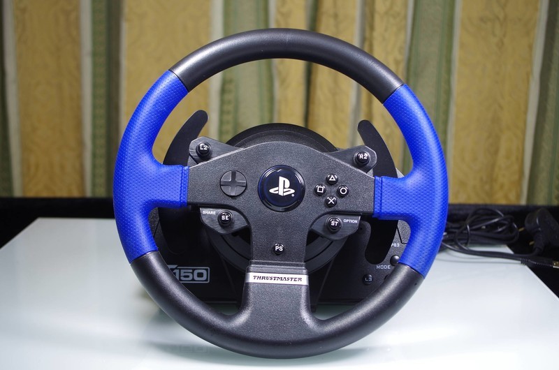 立体盲的我，在虚拟世界里第一次把握方向盘