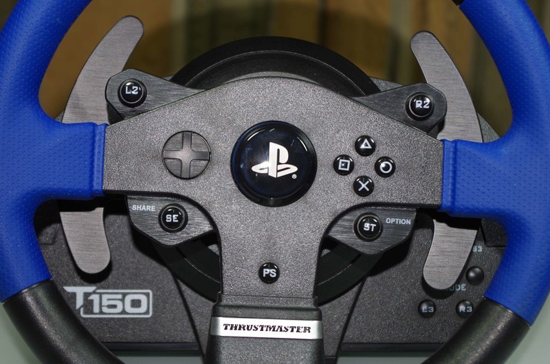 立体盲的我，在虚拟世界里第一次把握方向盘