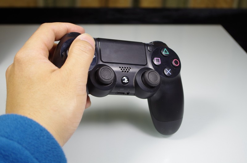 立体盲的我，在虚拟世界里第一次把握方向盘