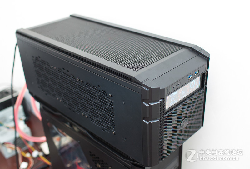 Lamptron CM430双色限量版+HAF 915F改外置水冷 SHOW