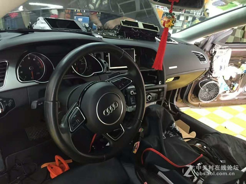 这下安心多了，我的车子已经安装了超清的360°全景行车记录仪