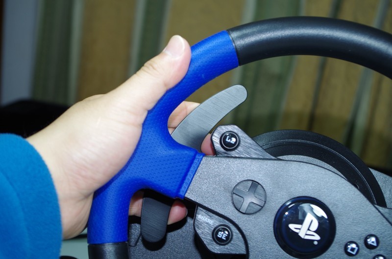 立体盲的我，在虚拟世界里第一次把握方向盘