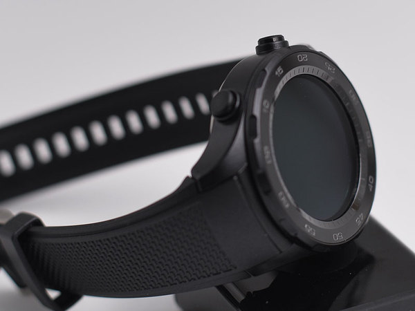 HUAWEI WATCH 2图赏：运动风，可独立4G通话