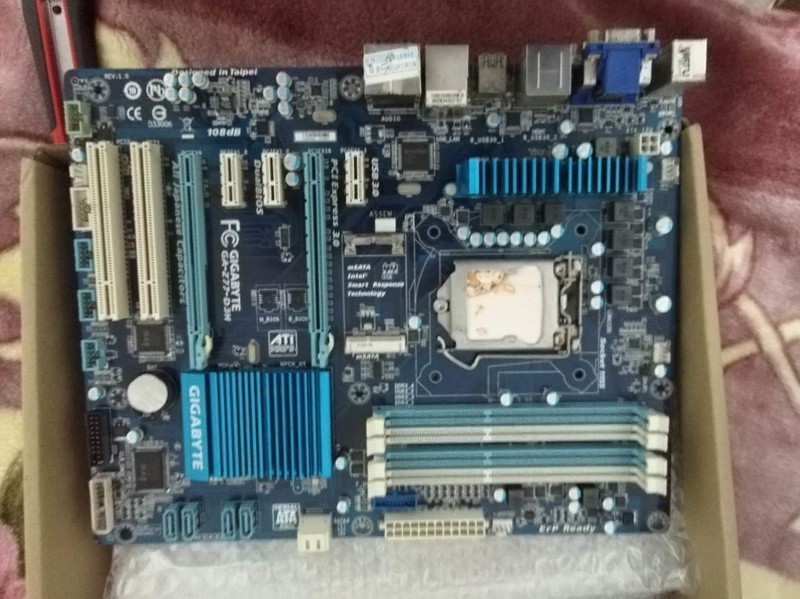 深圳罗湖 出GA-Z77-D3H大板+水冷+Lite 5机箱