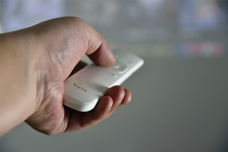 神画F1投影体验: 自由简单本应如此