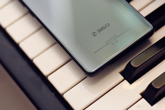 当潮流撞上科技，360手机 N7 Pro果然成了一股清流