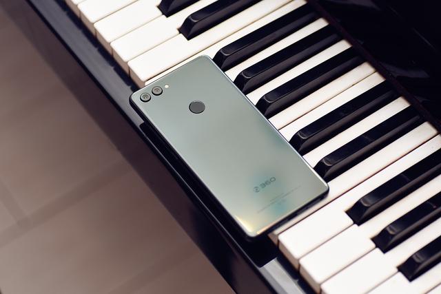 当潮流撞上科技，360手机 N7 Pro果然成了一股清流