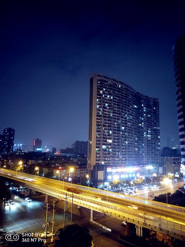 当潮流撞上科技，360手机 N7 Pro果然成了一股清流