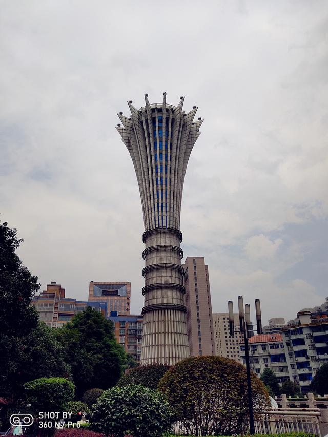 当潮流撞上科技，360手机 N7 Pro果然成了一股清流