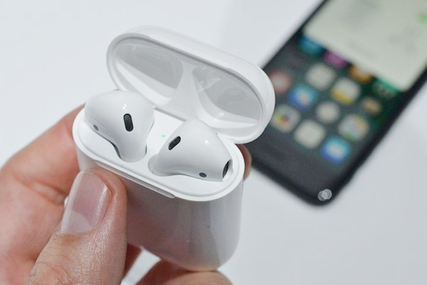 苹果推迟发售AirPods