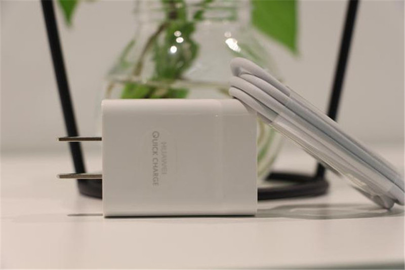 是一尘不变还是不断创新？看iphone 6s plus 和Mate 8可取之处