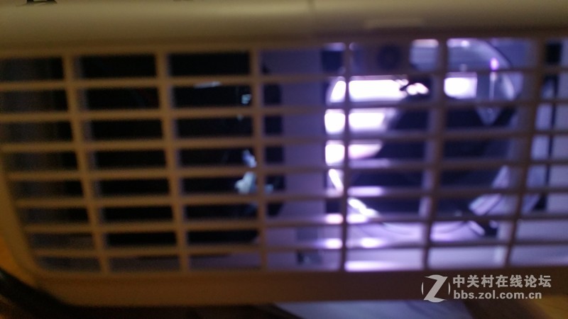 足球模式效果渲染真实——明基TH683现场感受