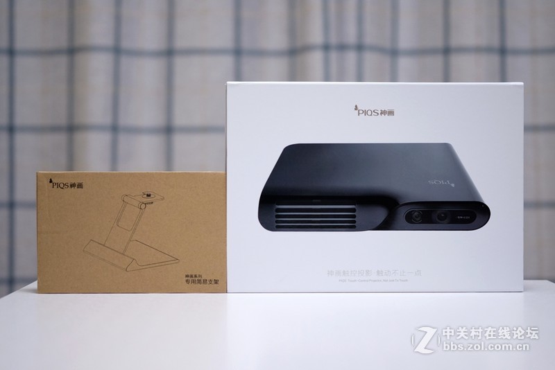 ＃白墙秒变电子白板＃便携轻巧高颜值，神画TT-P触控投影外观篇
