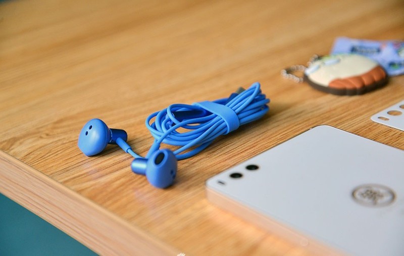 锤子坚果Pro银魂限量版开箱报告，定制专属的爱！