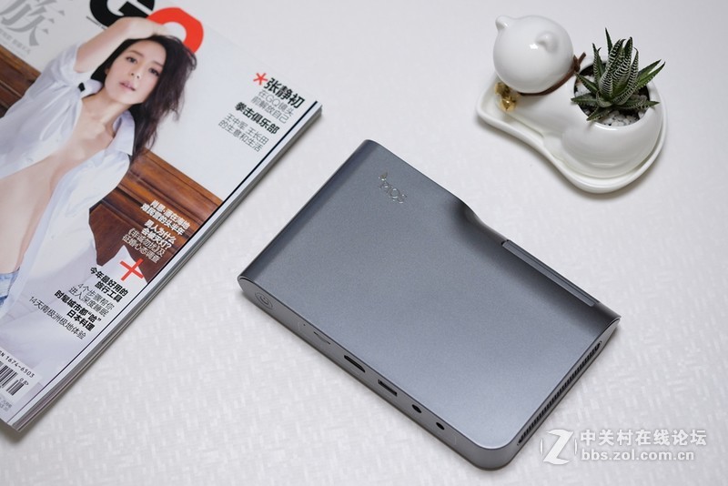 ＃白墙秒变电子白板＃便携轻巧高颜值，神画TT-P触控投影外观篇