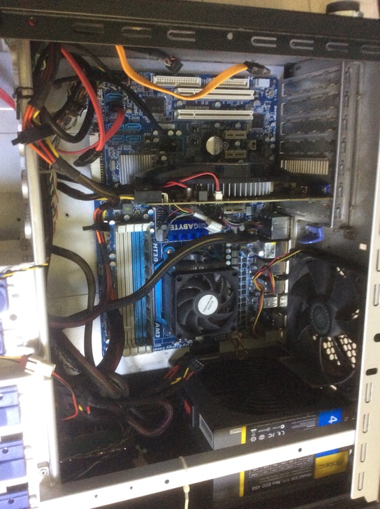 年前出点儿自用物品，筹集资金过年，哈哈