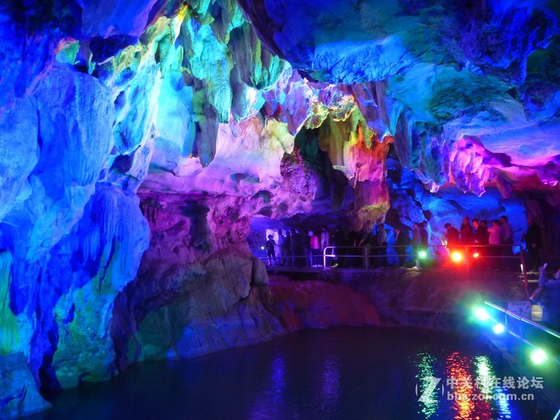 浙江桐庐红石湾景区龙隐洞府随拍，与大家共享。