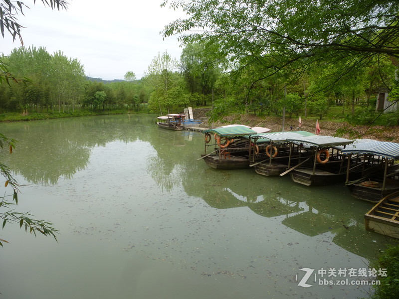 浙江桐庐红石湾景区龙隐洞府随拍，与大家共享。