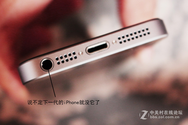 回归原始，你是否是一只披着假外壳的“狼”？——iPhone SE试玩评测