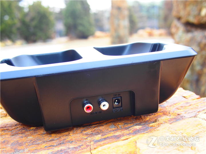 距离不是问题 打扰不再存在—雅天无线电视耳机ADH300