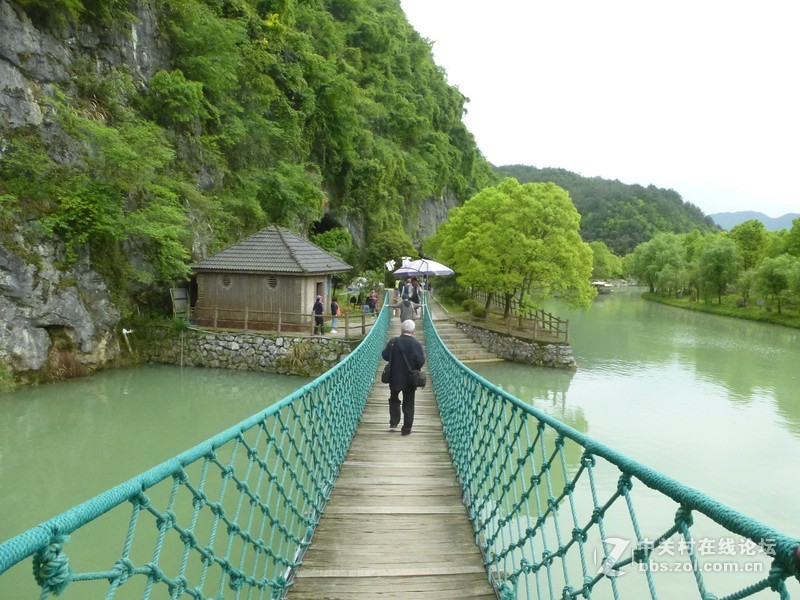 浙江桐庐红石湾景区龙隐洞府随拍，与大家共享。
