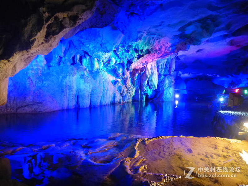 浙江桐庐红石湾景区龙隐洞府随拍，与大家共享。