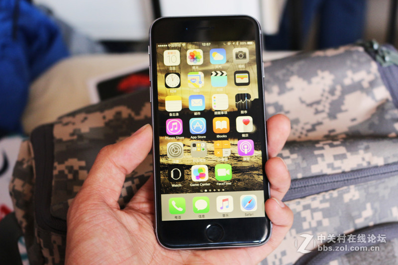 回归原始，你是否是一只披着假外壳的“狼”？——iPhone SE试玩评测