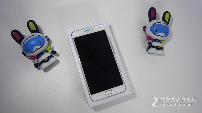 #金属潮流民主化 魅蓝metal#-漂亮的不像千元机之开箱