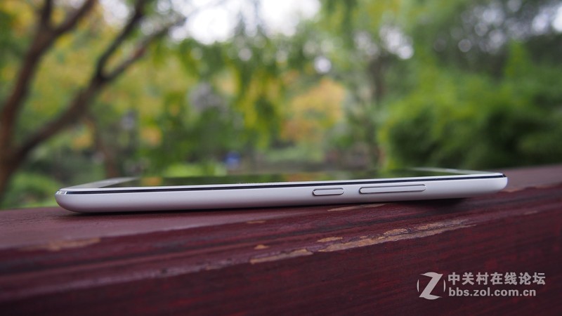 #金属潮流民主化 魅蓝metal#-漂亮的不像千元机之开箱