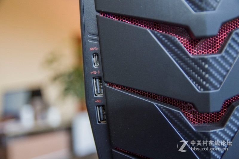 身在职场，当出手还得出手，帮大领导选的吃鸡主机—微星宙斯盾3