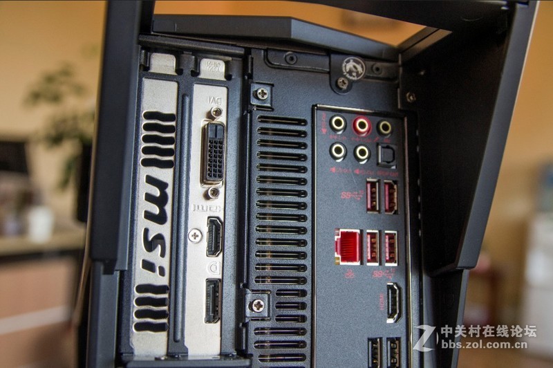 身在职场，当出手还得出手，帮大领导选的吃鸡主机—微星宙斯盾3