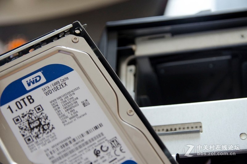 身在职场，当出手还得出手，帮大领导选的吃鸡主机—微星宙斯盾3