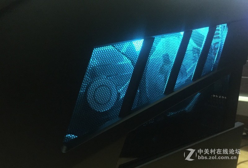 身在职场，当出手还得出手，帮大领导选的吃鸡主机—微星宙斯盾3