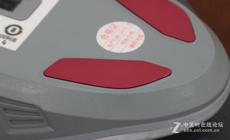 从拆解图看起来，狼印一阳指F70游戏鼠标还是挺给力