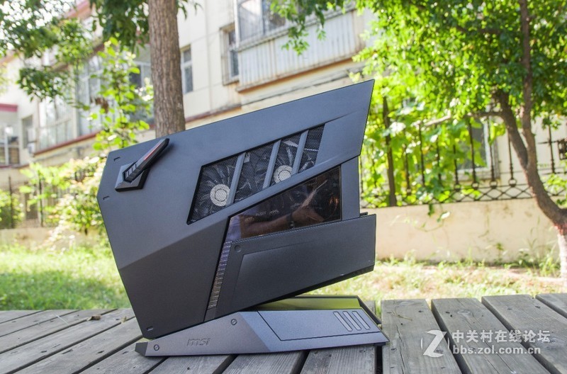 身在职场，当出手还得出手，帮大领导选的吃鸡主机—微星宙斯盾3