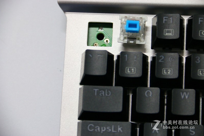 听说最近键盘都得泼水？映泰GK30上手体验