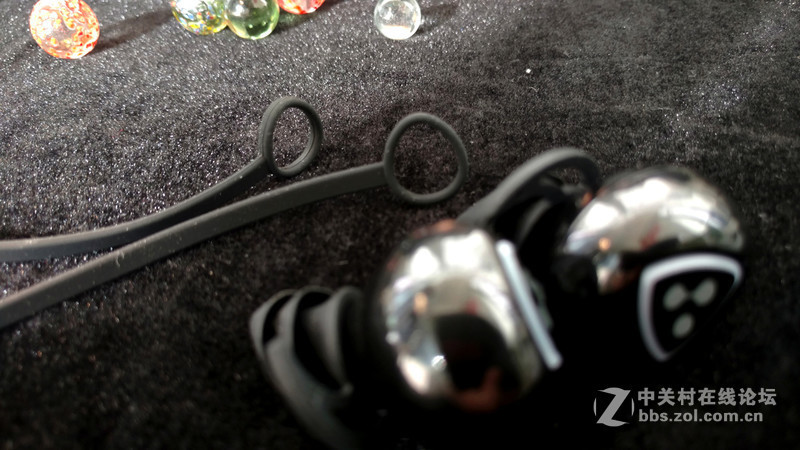 耳机时尚文化的引领者—赛尔贝尔D900S无线蓝牙耳机