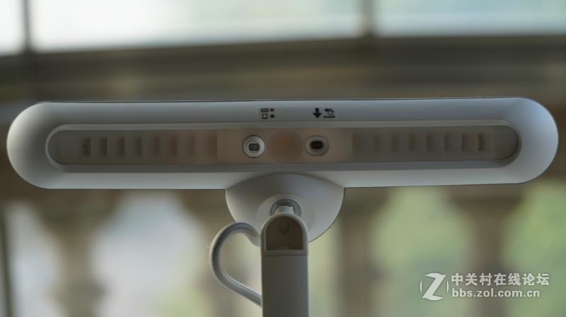 ＃你，需要一盏智慧的灯＃实拍护眼台灯——明基WiT MindDuo亲子共读护眼台灯 I 视频