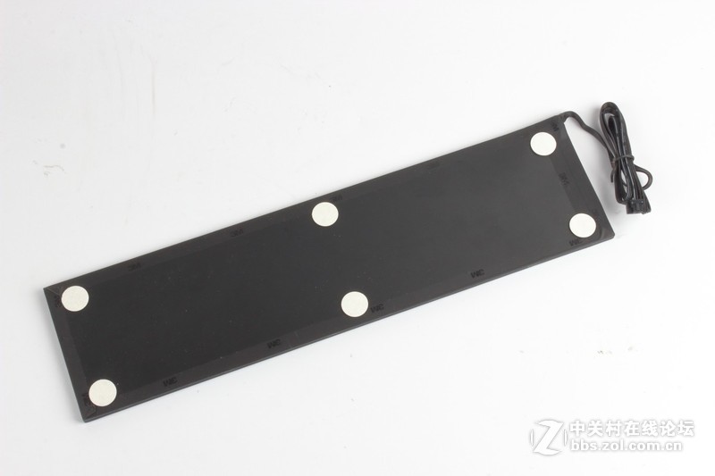 鑫谷MoParty整机RGB智控方案测评