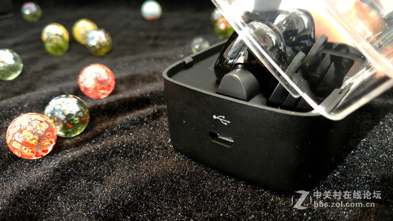 耳机时尚文化的引领者—赛尔贝尔D900S无线蓝牙耳机