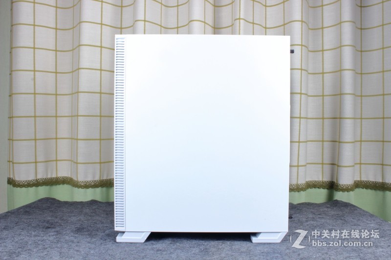 鑫谷MoParty整机RGB智控方案测评