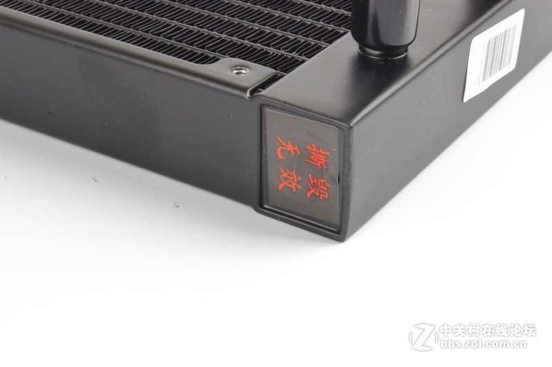 鑫谷MoParty整机RGB智控方案测评