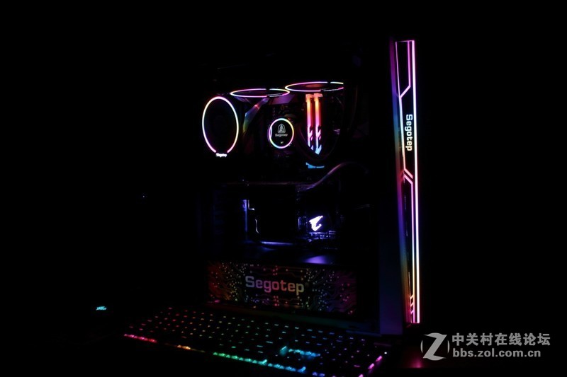 鑫谷MoParty整机RGB智控方案测评