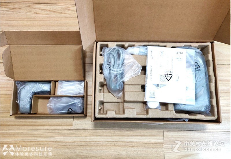 今天我体验了一下窗宝w836擦窗机器人，感觉还挺爽！