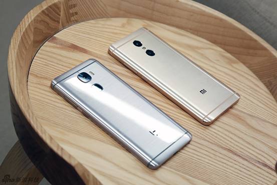 赏校花 看手机 乐Pro3给你带来不凡体验