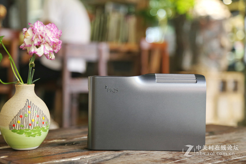 ＃白墙秒变电子白板＃时尚小巧 随手能带走的巨幕影院——神画TT开箱鉴赏